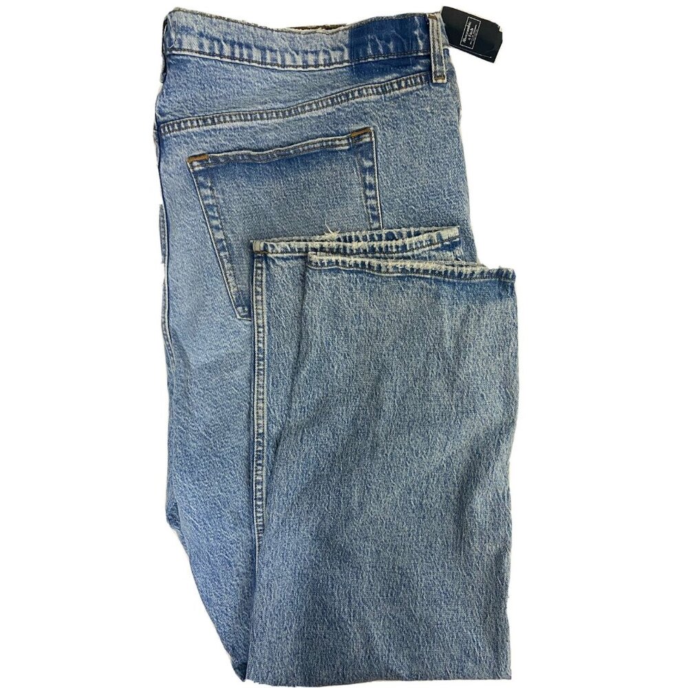 Abercrombie The Dad High rise NWT Woman 36X30 22 L Size 22 Long Jeans